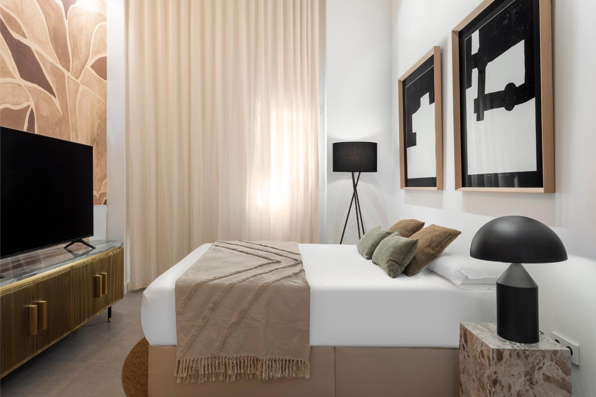 Monkeys Apartments Trastamara Billiard Room Σεβίλλη Εξωτερικό φωτογραφία