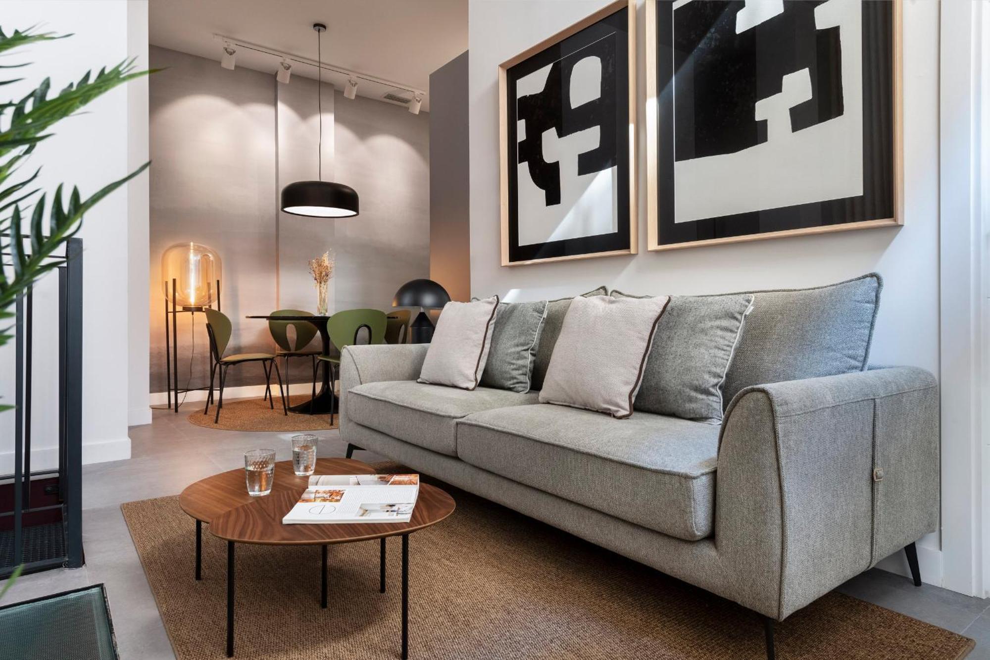 Monkeys Apartments Trastamara Billiard Room Σεβίλλη Εξωτερικό φωτογραφία