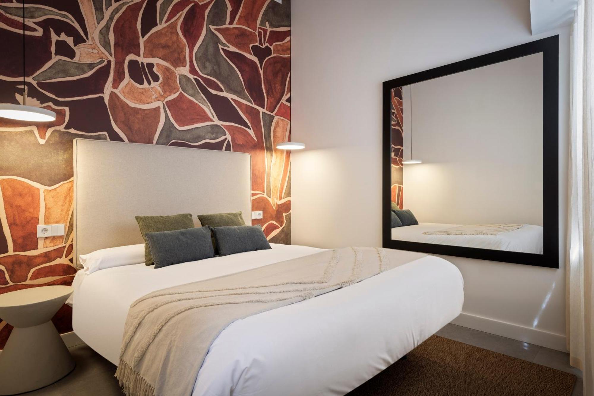 Monkeys Apartments Trastamara Billiard Room Σεβίλλη Εξωτερικό φωτογραφία